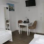 Apartamento & Burglesum