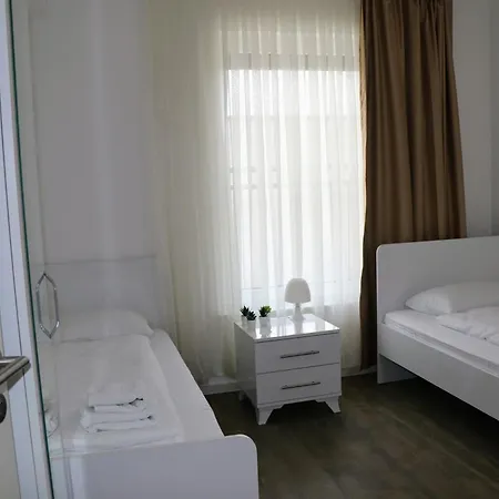 & Burglesum Apartment